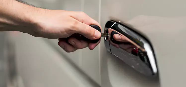 Why Choose Our Auto Locksmith Team in Tukwila, WA?