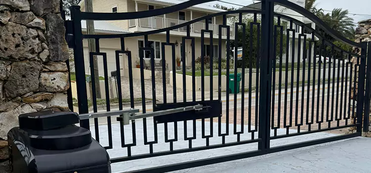 Swing Gate Opener with Keypad Tukwila